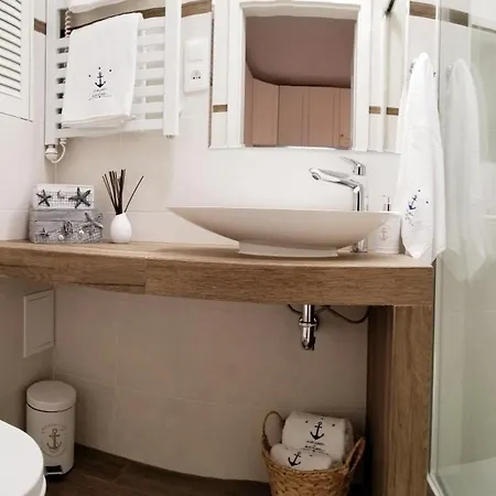 Marynarskie 100m Od Plazy Rowy (Pomerania)